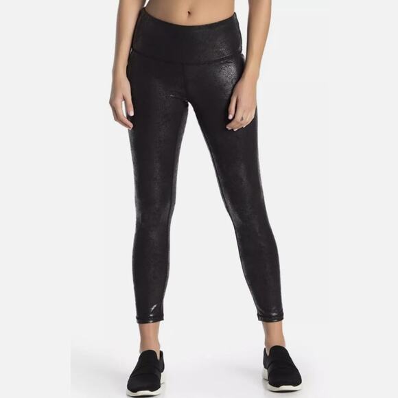 Z by ZELLA High Waisted Daily 7/8 Metallic Laminated Leggings Black Size Small - Picture 1 of 8